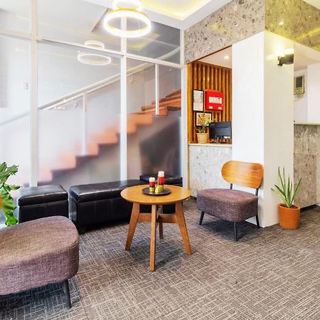 Tely'S Bed & Breakfast Iloilo Powered By Cocotel エクステリア 写真