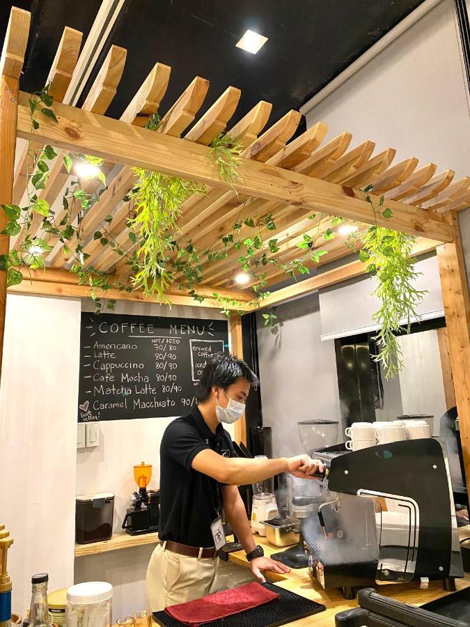 Tely'S Bed & Breakfast Iloilo Powered By Cocotel エクステリア 写真