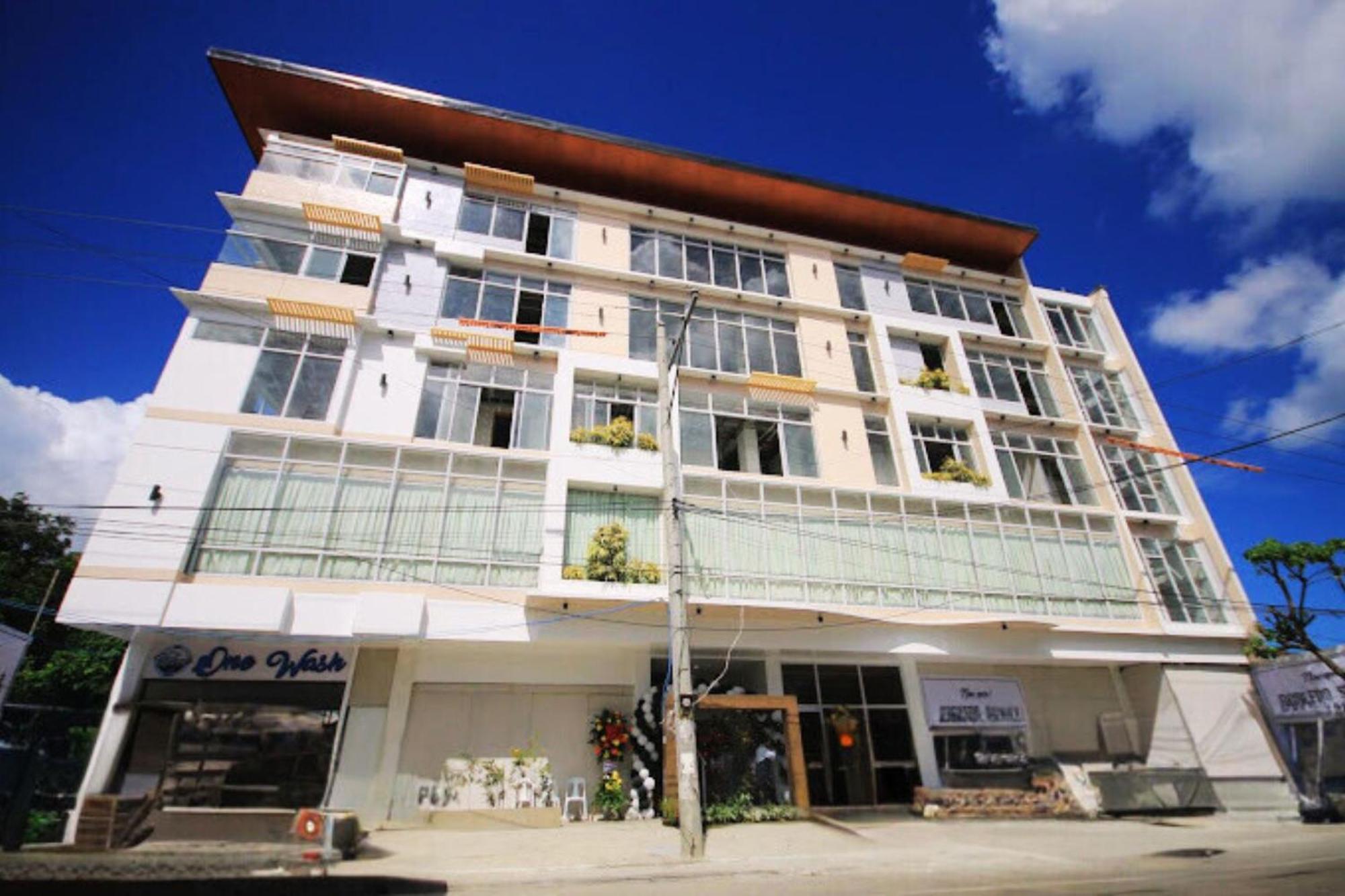Tely'S Bed & Breakfast Iloilo Powered By Cocotel エクステリア 写真