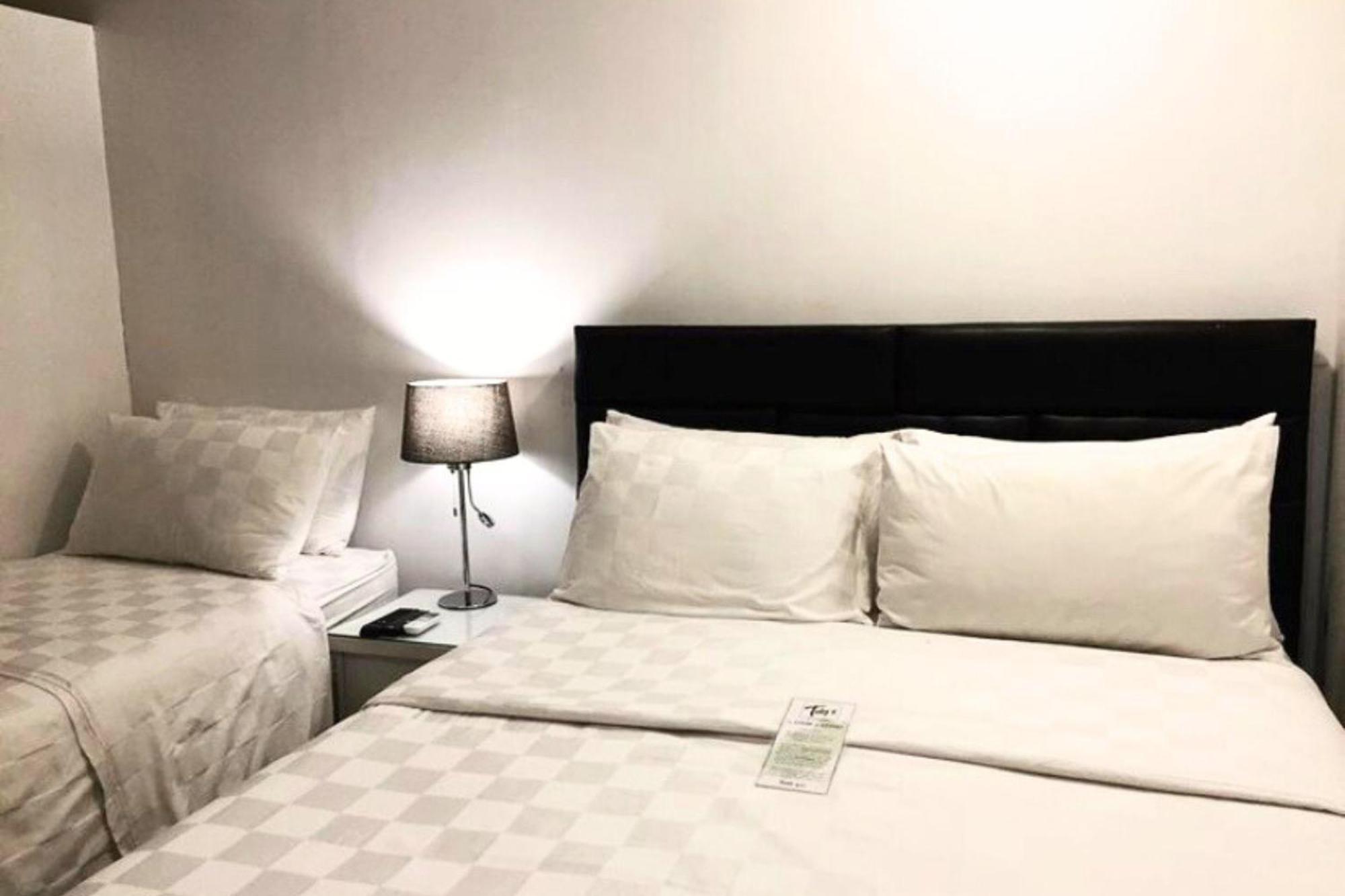 Tely'S Bed & Breakfast Iloilo Powered By Cocotel エクステリア 写真