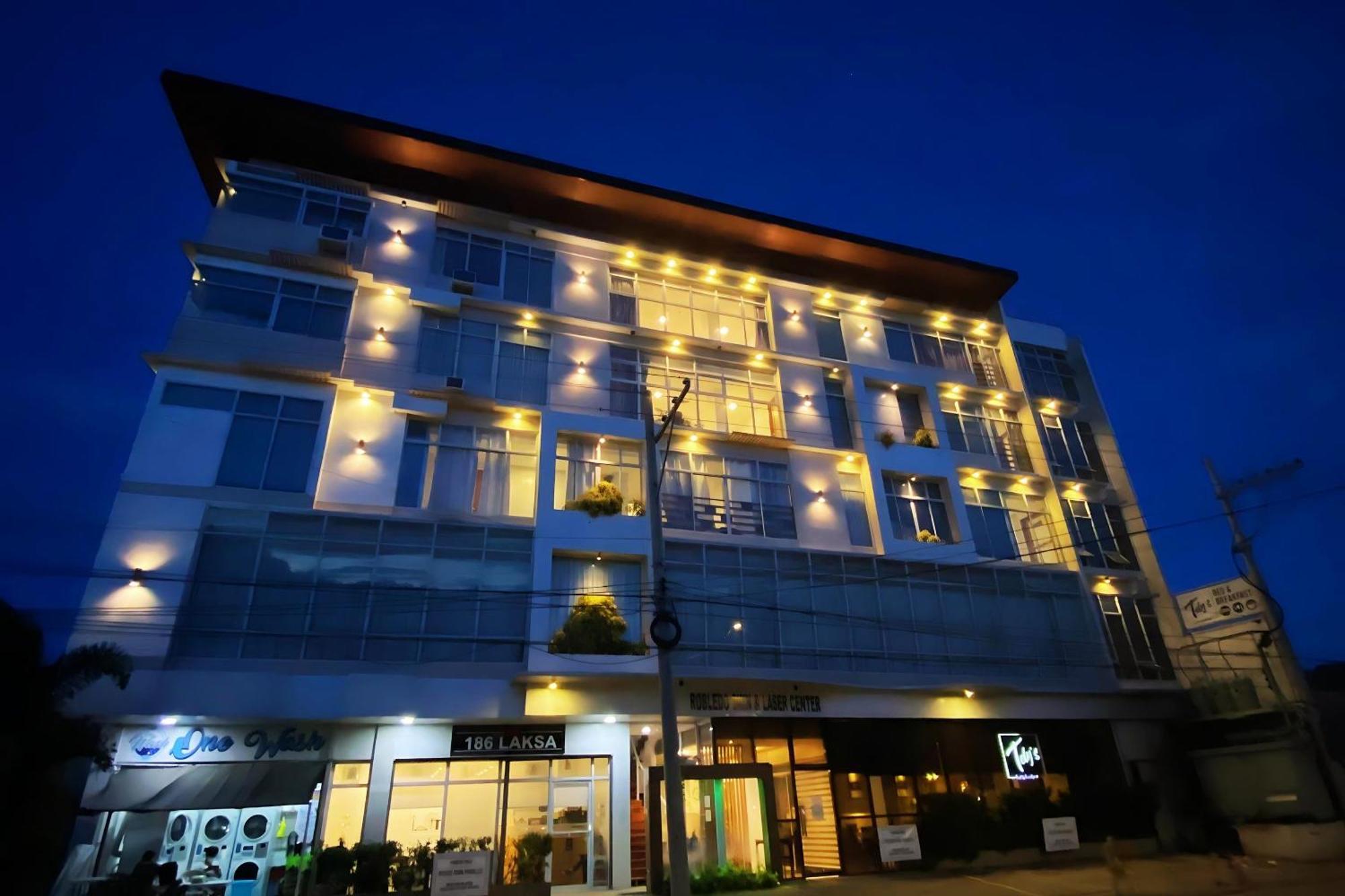 Tely'S Bed & Breakfast Iloilo Powered By Cocotel エクステリア 写真